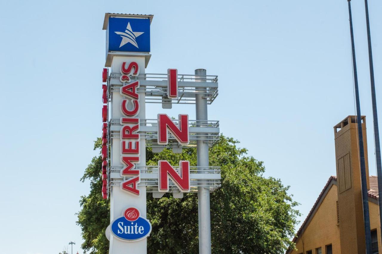 America'S Inn Houston/Stafford /Sugarland Eksteriør bilde